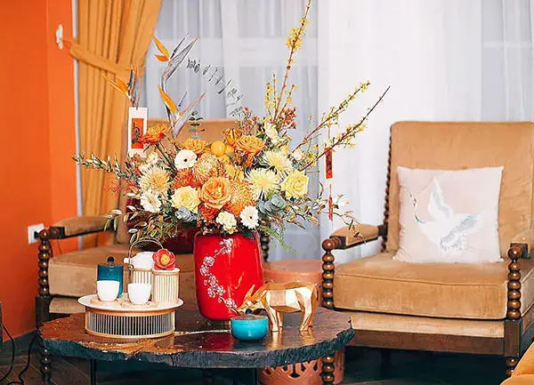 Cách Trang Trí Lọ Hoa Ngày Tết Để Tô Điểm Cho Phòng Khách?