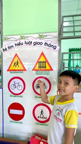Trang Trí Lớp Học Mầm Non Chủ Đề Giao Thông Được Yêu Thích Nhất