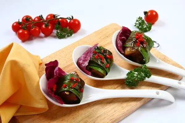 Bí Quyết Trang Trí Món Ăn Đẹp Mắt Nhân Viên Bếp Nhà Hàng – Khách ... Bí Quyết Trang Trí Món Ăn Đẹp Mắt Nhân Viên Bếp Nhà Hàng – Khách ...