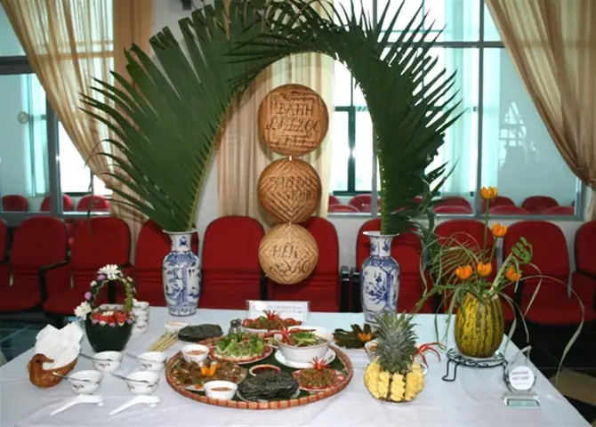 Quả Dứa Trang Trí Món Ăn Ngày 20/10 Như Thế Nào?