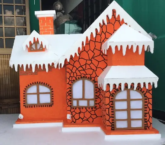 Ngôi Nhà Phủ Tuyết