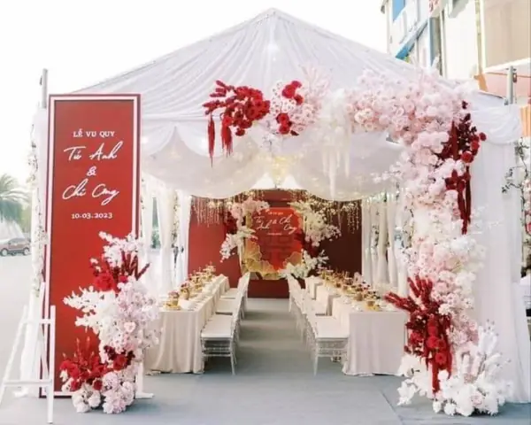 Gợi Ý Trang Trí Đám Cưới Tại Nhà Đơn Giản, Ấn Tượng Nicole Bridal Gợi Ý Trang Trí Đám Cưới Tại Nhà Đơn Giản, Ấn Tượng Nicole Bridal