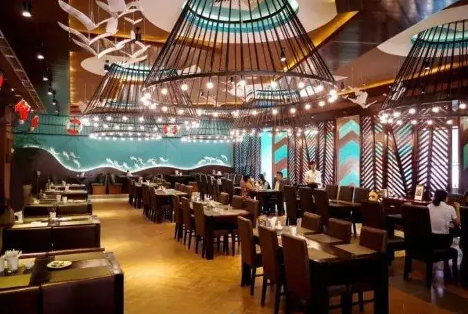 Tham Khảo Một Số Mẫu Trang Trí Nhà Hàng Hải Sản Ấn Tượng