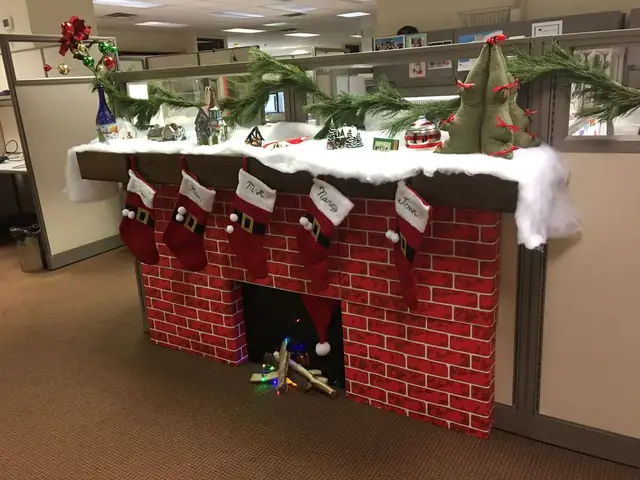 Ý Tưởng Trang Trí Noel Cho Văn Phòng Ý Tưởng Trang Trí Noel Cho Văn Phòng