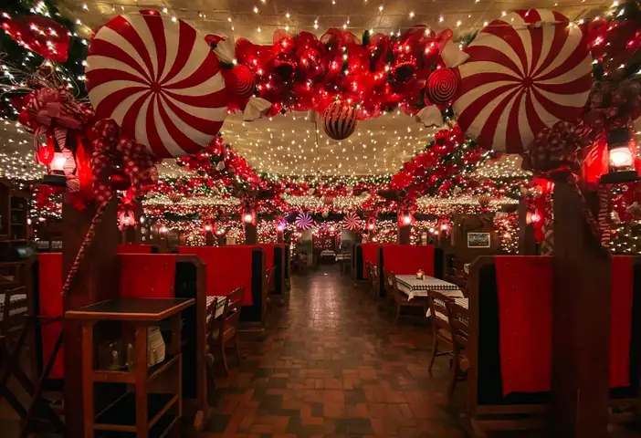 Ý Tưởng Trang Trí Noel Cho Quán Cafe, Trà Sữa, Nhà Hàng Ý Tưởng Trang Trí Noel Cho Quán Cafe, Trà Sữa, Nhà Hàng