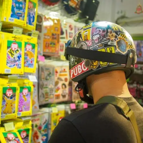 Mua Sticker Trang Trí Nón Bảo Hiểm Ở Đâu?