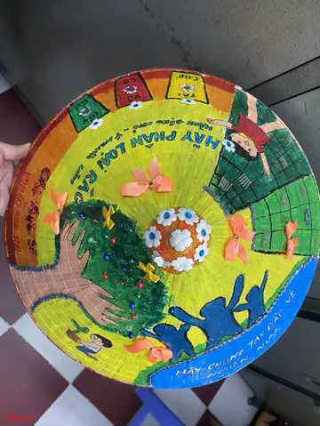 Tìm Kiếm Các Mẹo Trang Trí Nón Lá Ngày 20/10?