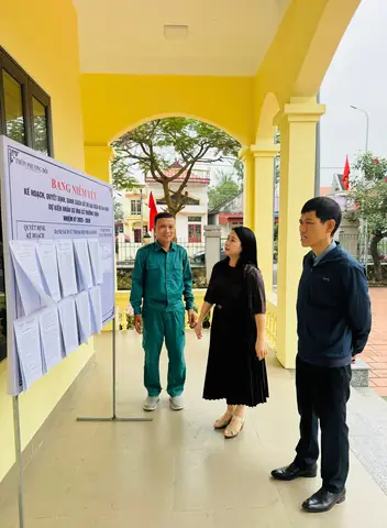 Kiểm Tra Công Tác Bầu Cử Trưởng Thôn Nhiệm Kỳ 2025 ... - Xã Kiến Thụy
