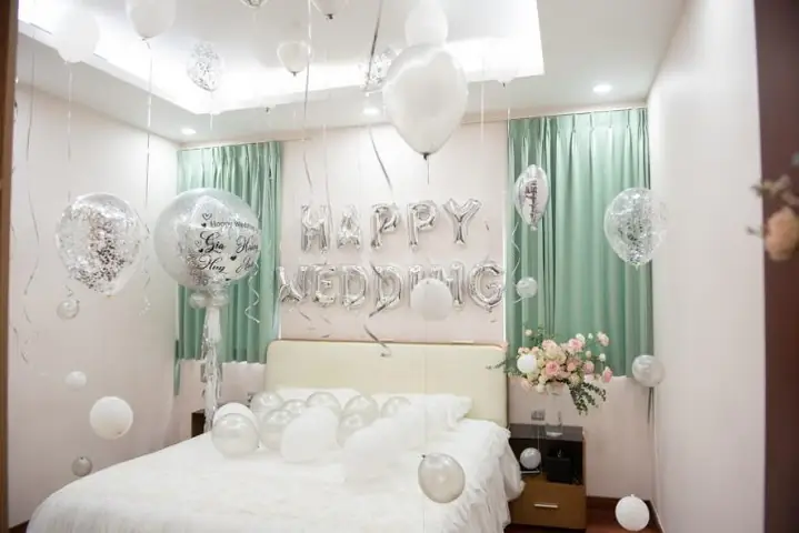 Tổ Chức Một Buổi Lễ Cưới Mùa Hè Cần Lưu Ý Những Điều Gì Về Trang Trí Phòng Cưới?