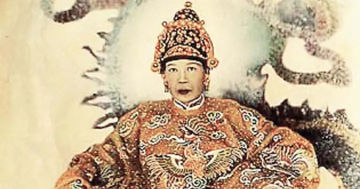 Tìm Hiểu Về Trưởng Khoa Sản Bệnh Viện Từ Dũ: Bác Sĩ Hoàng Thị Diễm Tuyết