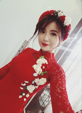Tú Linh Là Ai? Tiểu Sử Và Hành Trình Từ Hotgirl Mu Đến Doanh Nhân Thành Đạt Tú Linh Là Ai? Tiểu Sử Và Hành Trình Từ Hotgirl Mu Đến Doanh Nhân Thành Đạt