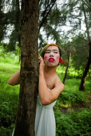 Tùng Sơn Là Ai? Sự Thật Về “công Chúa Thủy Tề” Và Hiện Tượng Mạng Xã Hội