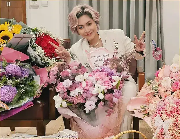 Vicky Nhung Là Ai? Hành Trình Sự Nghiệp Và Đời Tư Của “nàng Tomboy” Cá Tính