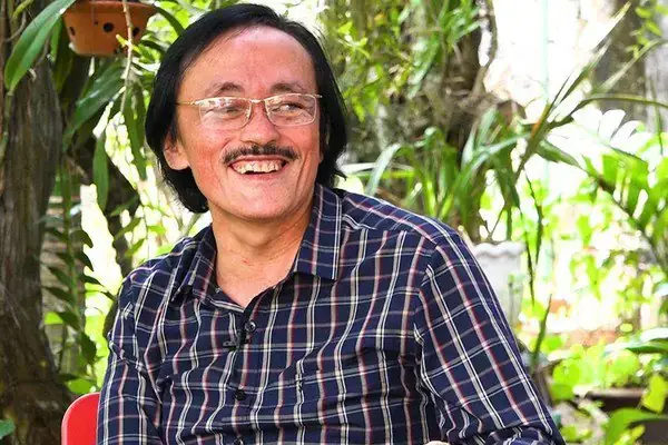 Vợ Cả Giang Còi Là Ai? Tiểu Sử, Gia Đình Và Cuộc Sống Hiện Tại Vợ Cả Giang Còi Là Ai? Tiểu Sử, Gia Đình Và Cuộc Sống Hiện Tại