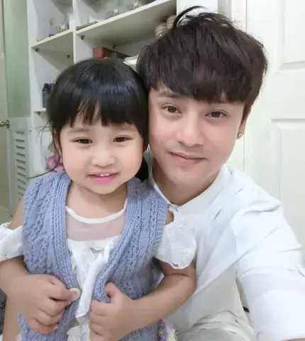 Nguyễn Yến Phương: Người Phụ Nữ Kín Tiếng Phía Sau Ưng Đại Vệ Và Những Góc Khuất Đời Tư