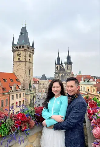 Hé Lộ Danh Tính Vợ Cũ Của Shark Hưng: Cuộc Sống Kín Tiếng Sau Ánh Hào Quang Hé Lộ Danh Tính Vợ Cũ Của Shark Hưng: Cuộc Sống Kín Tiếng Sau Ánh Hào Quang