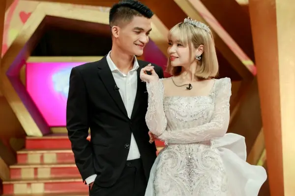 Lê Hạ Anh: Vợ Mạc Văn Khoa Trong "lật Mặt: 48h" Là Ai?