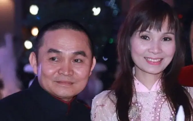 Vợ Của Danh Hài Xuân Hinh Là Ai? Tiểu Sử Và Câu Chuyện Hôn Nhân Viên Mãn Vợ Của Danh Hài Xuân Hinh Là Ai? Tiểu Sử Và Câu Chuyện Hôn Nhân Viên Mãn