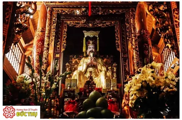 Vua Cha Bát Hải Động Đình: Thần Tích, Nơi Thờ Tự Và Ý Nghĩa Văn Hóa Trong Đời Sống Tâm Linh Việt