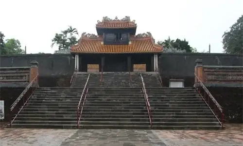 Vua Tự Đức: Tiểu Sử Và Những Góc Khuất Lịch Sử Ít Người Biết