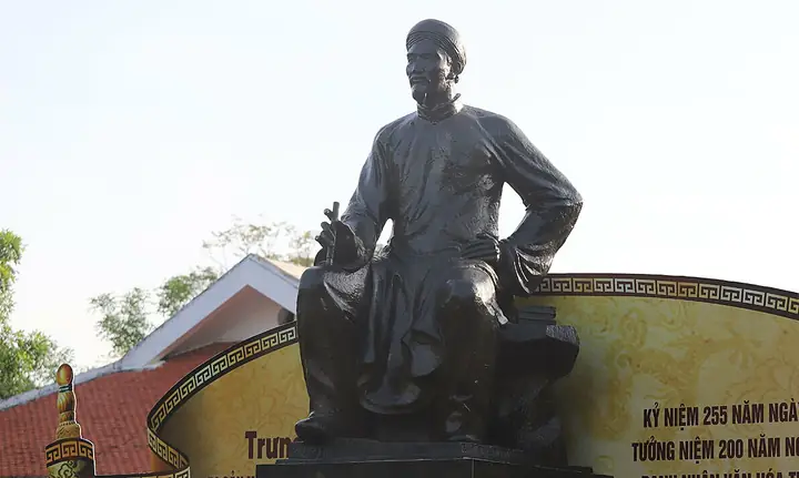 Vương Quan Là Ai? Nguồn Gốc, Vai Trò Ý Nghĩa Trong Văn Hóa Dân Gian Việt Nam