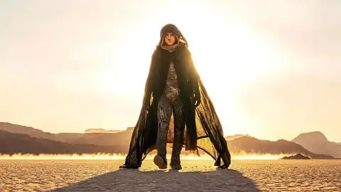 Xuân Quỳnh Là Ai? Tiểu Sử, Sự Nghiệp Và Giá Trị Thơ Ca Nhà Nữ Sĩ Vĩ Đại Xuân Quỳnh Là Ai? Tiểu Sử, Sự Nghiệp Và Giá Trị Thơ Ca Nhà Nữ Sĩ Vĩ Đại