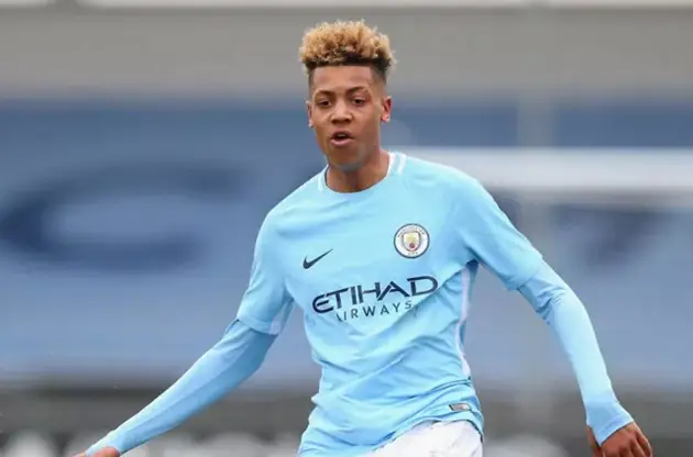 Felix Nmecha Là Ai: Cuộc Hành Trình Từ "zidane Mới" Đến Bản Hợp Đồng Triệu Đô Của Borussia Dortmund