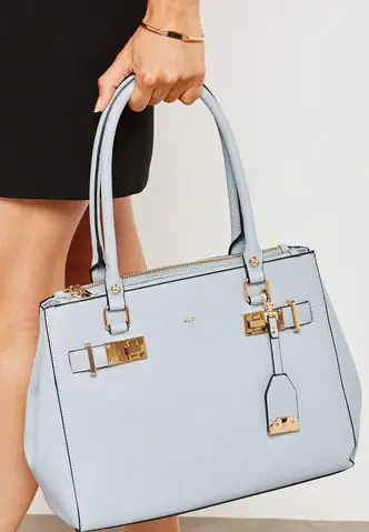 Aldo Là Thương Hiệu Của Nước Nào? Tìm Hiểu Nguồn Gốc & Chi Tiết Aldo Là Thương Hiệu Của Nước Nào? Tìm Hiểu Nguồn Gốc & Chi Tiết