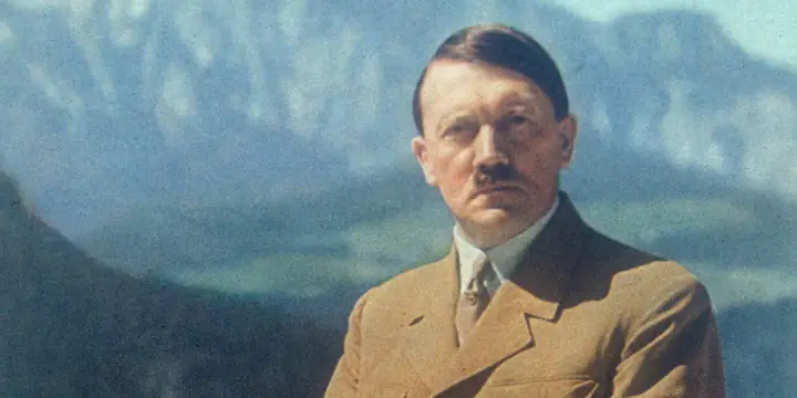 Hitler Là Người Nước Nào?