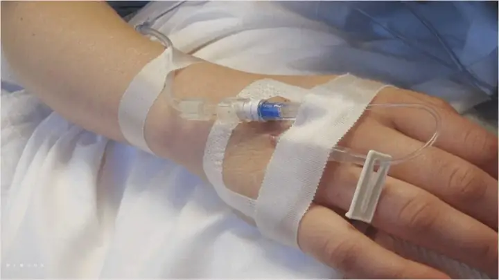 Khi Nào Cần Truyền Nước Biển Trong Y Tế?